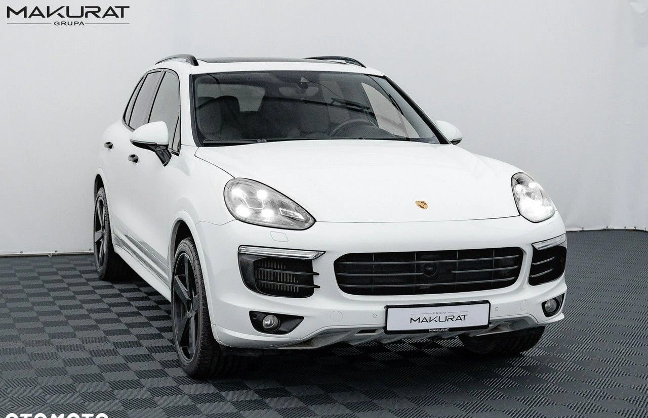 Porsche Cayenne cena 229900 przebieg: 99999, rok produkcji 2016 z Biskupiec małe 742